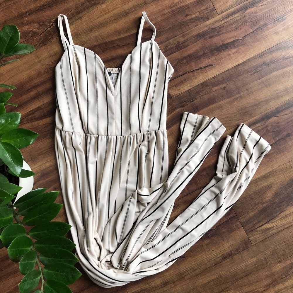 NEVER WORN Express Jumpsuit